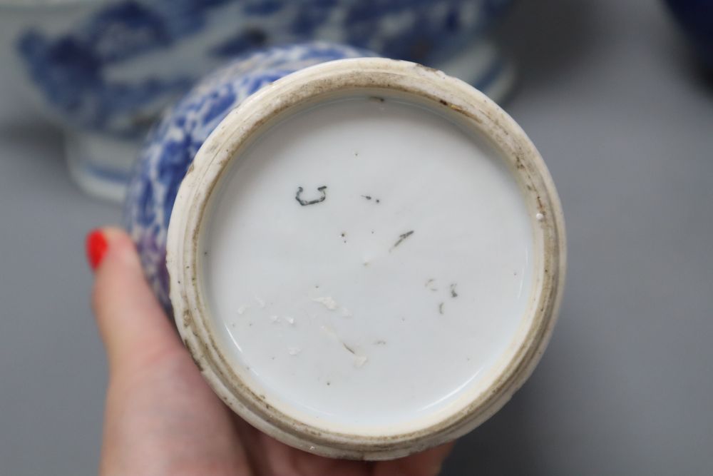 An 18th century Chinese blue and white tureen and cover, height 25cm, a Kangxi blue and white vase and three jars